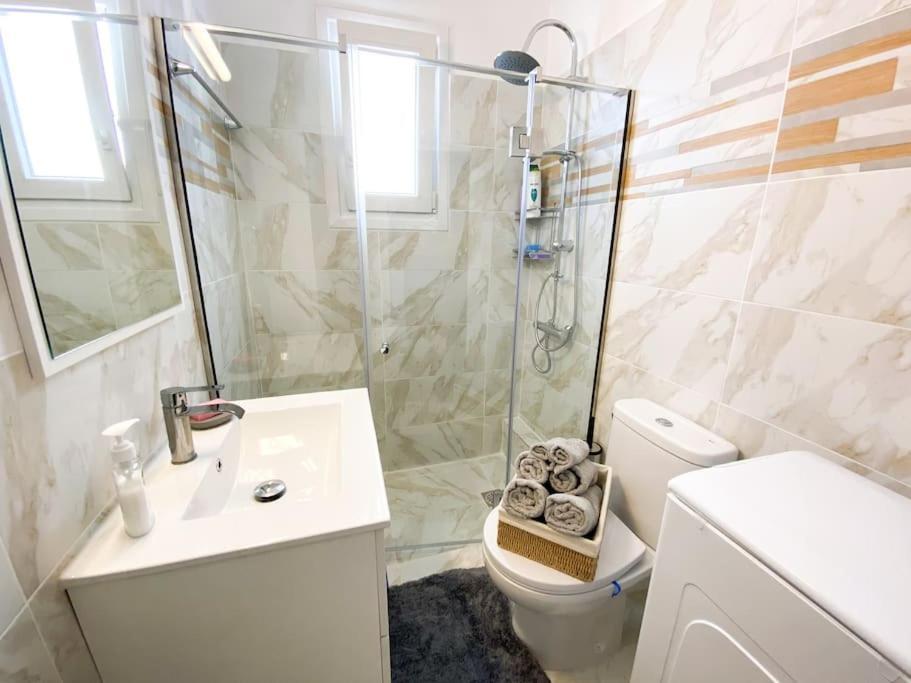 6Th Floor Apartment In Victoria Square Atina Dış mekan fotoğraf